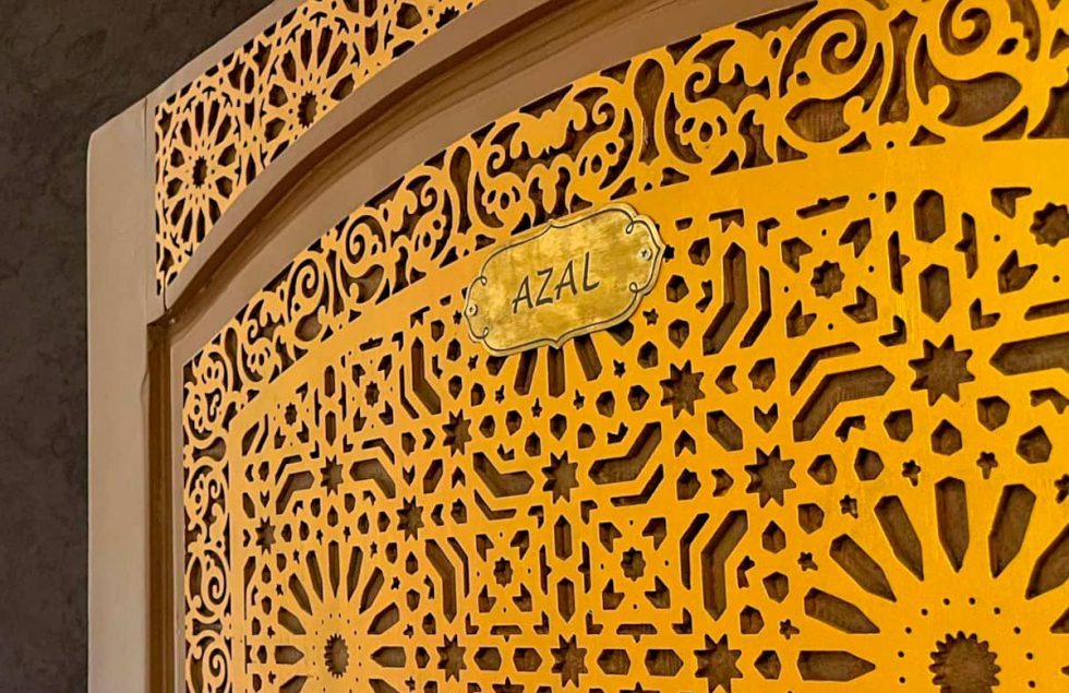La porte de la chambre Azro